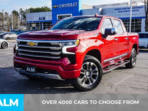 Used 2024 Chevrolet Silverado 1500 High Country w/ Technology Package image 2