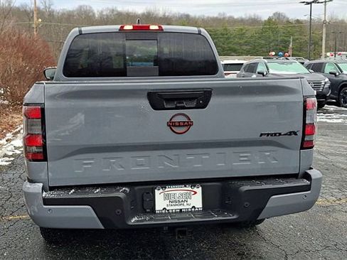 Used 2024 Nissan Frontier PRO-4X w/ Pro Convenience Package image 6
