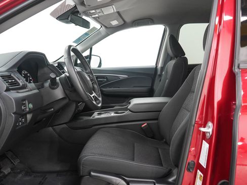 Used 2024 Honda Ridgeline Sport image 22