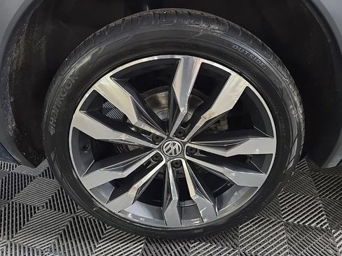 Used 2020 Volkswagen Tiguan SEL Premium R-Line w/ 3rd Row Seat Package AWD/4WD image 14
