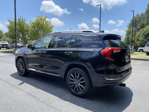Used 2023 GMC Terrain Denali w/ Black Diamond Edition AWD/4WD image 8