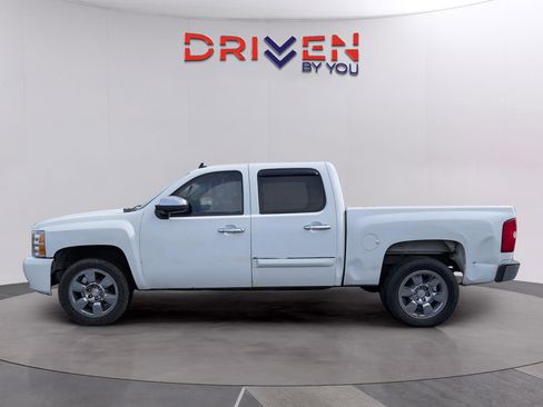 Used 2007 Chevrolet Silverado 1500 LS image 2