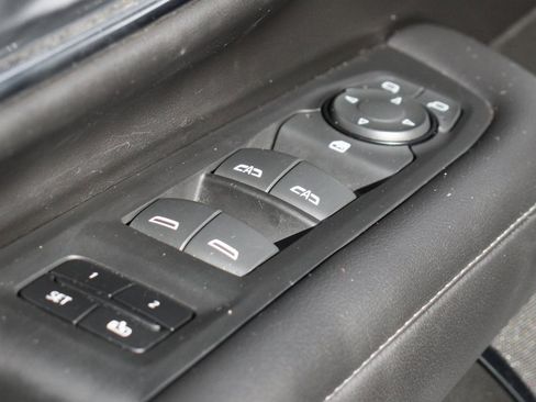 Used 2023 Chevrolet Tahoe LT image 18