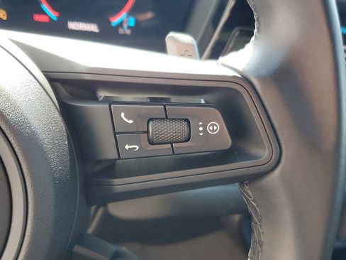 Used 2024 Porsche Cayenne image 26