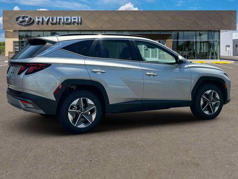 Used 2025 Hyundai Tucson SEL FWD image 39