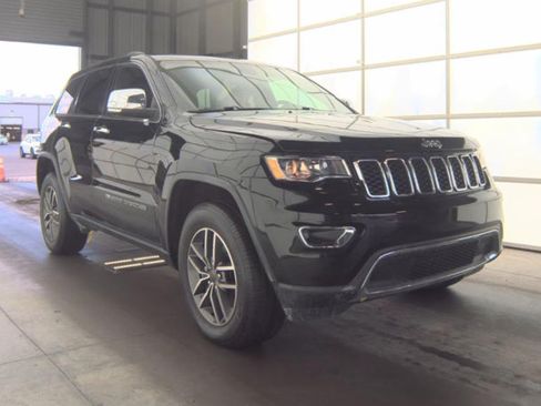 Used 2023 Jeep Wagoneer Series II AWD/4WD image 9