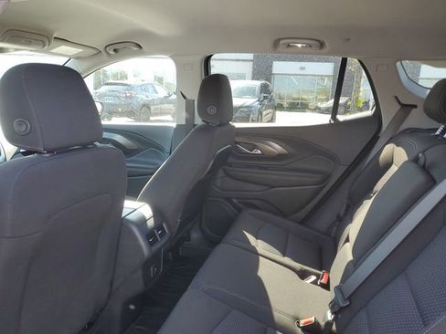 Certified 2023 GMC Terrain SLE w/ Driver Convenience Package FWD image 9