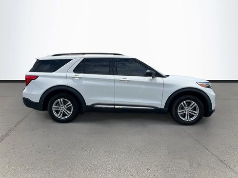 Used 2020 Ford Explorer XLT RWD image 8