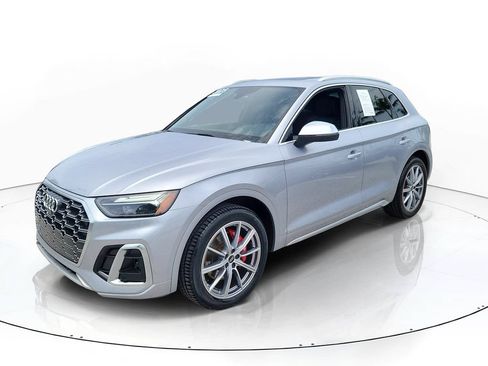 Certified 2023 Audi SQ5 Premium Plus w/ Premium Plus Package AWD/4WD image 2