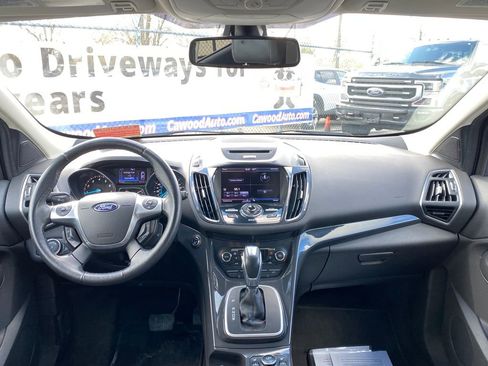 Used 2013 Ford Escape Titanium w/ Class II Trailer Tow Pkg AWD/4WD image 19
