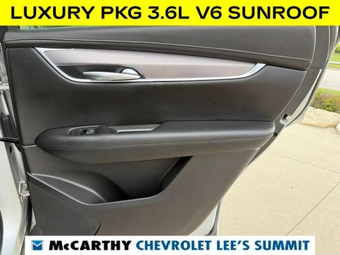 Used 2019 Cadillac XT5 Luxury FWD image 32