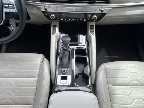 Used 2022 Kia Telluride SX w/ SX Prestige Package AWD/4WD image 15