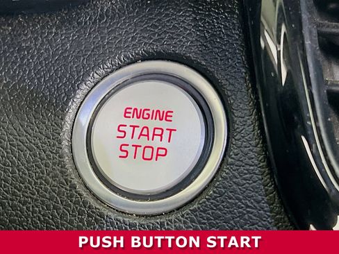 Certified 2020 Kia Optima SE image 12