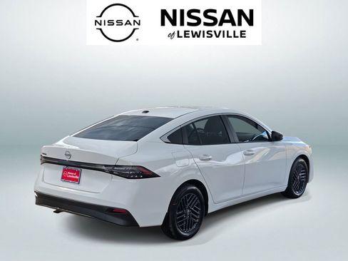 New 2026 Nissan Sentra SV w/ Floor Mat Package FWD image 3
