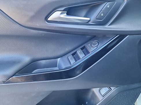 New 2026 Chevrolet Equinox LT w/ Convenience Package II image 12