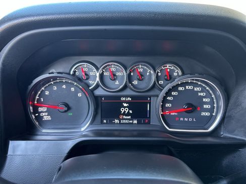 Used 2021 Chevrolet Silverado 1500 LT image 23