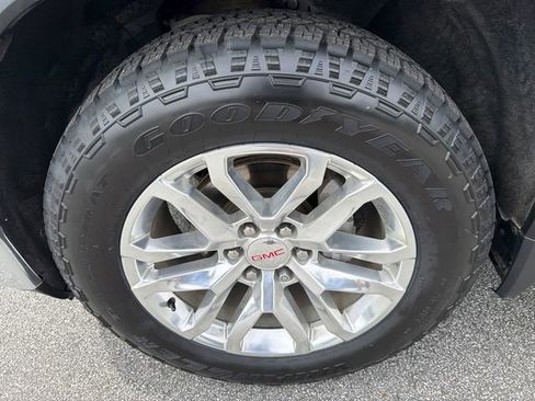 Used 2022 GMC Sierra 1500 SLT RWD image 11