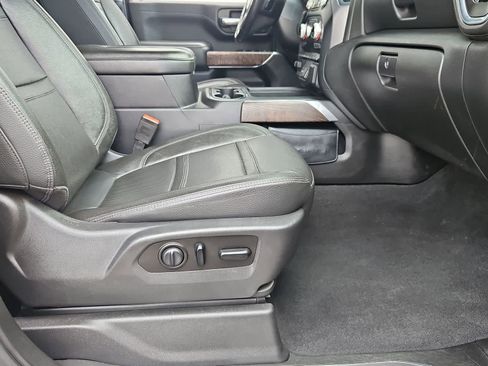 Used 2020 GMC Sierra 2500 Denali w/ Denali Ultimate Package image 22