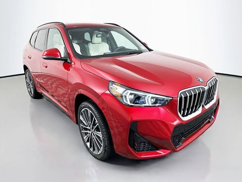 New 2026 BMW X1 xDrive28i w/ Technology Package image 3