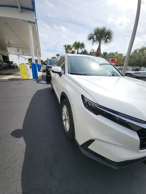 Used 2024 Honda CR-V EX-L image 3