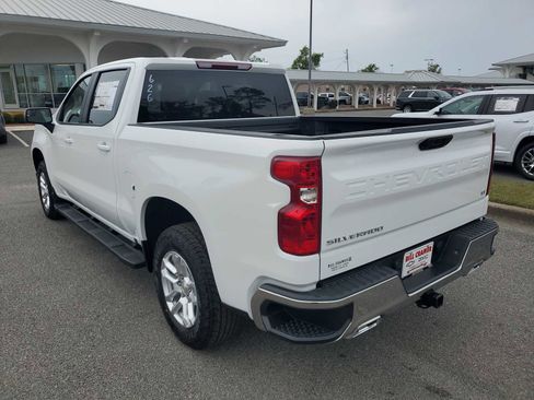 New 2026 Chevrolet Silverado 1500 LT w/ Z71 Off-Road Package AWD/4WD image 3