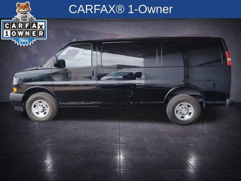 Used 2021 Chevrolet Express 2500 w/ Driver Convenience Package RWD image 2