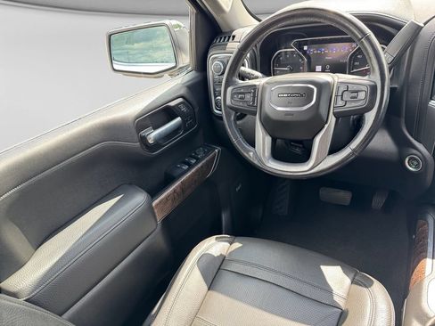 Used 2021 GMC Sierra 1500 Denali w/ Denali Ultimate Package AWD/4WD image 18
