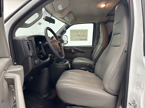 New 2025 Chevrolet Express 2500 w/ Driver Convenience Package image 21
