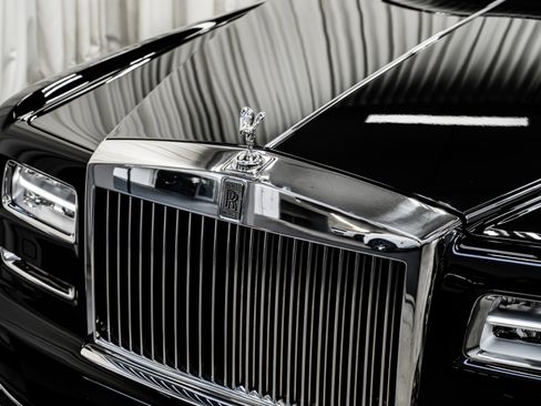 Used 2013 Rolls-Royce Phantom Sedan image 43