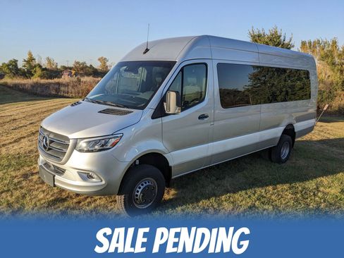 Used 2023 Mercedes-Benz Sprinter 3500 w/ Parking Package image 8