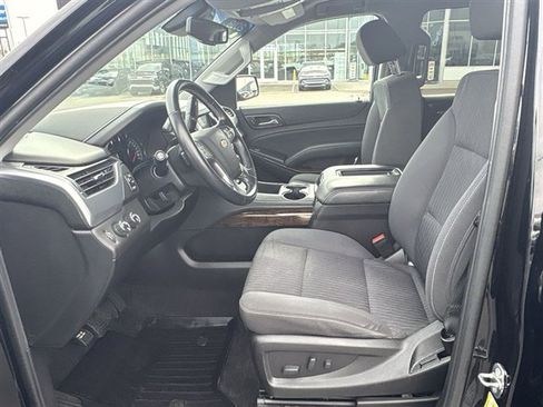 Used 2018 Chevrolet Tahoe LS w/ Enhanced Driver Alert Package image 17