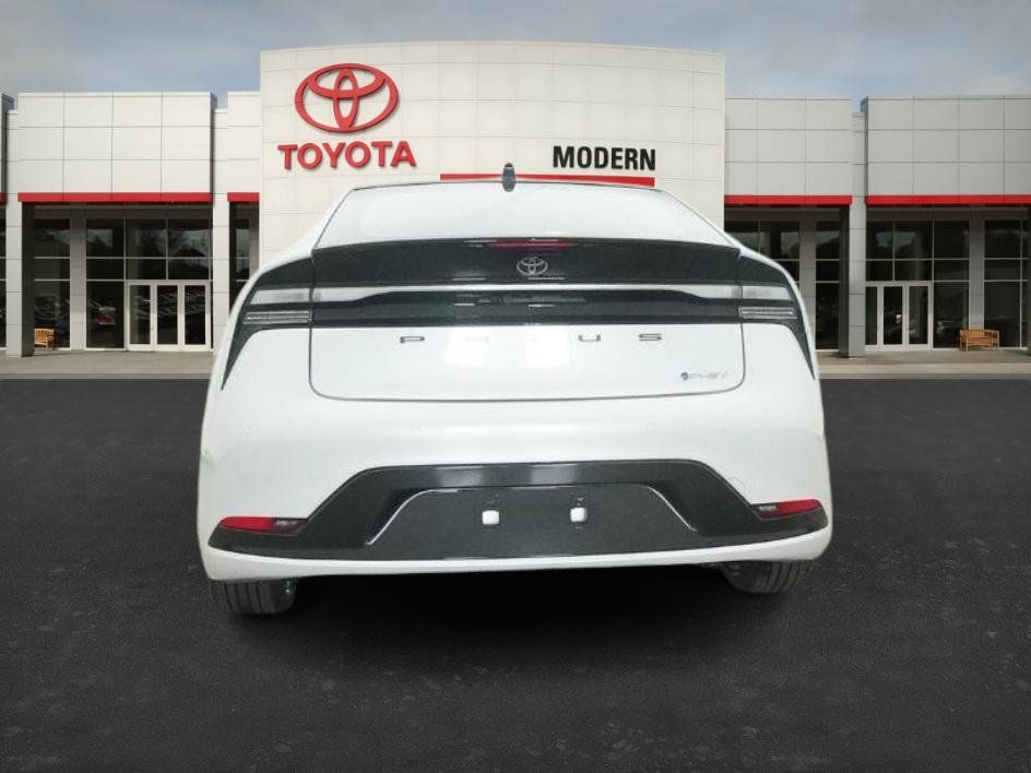 New 2026 Toyota Prius Plug-In Hybrid w/ Limited Premium Package FWD image 17