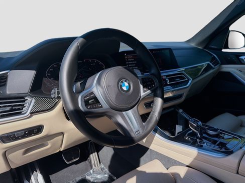 Used 2022 BMW X5 M50i w/ Executive Package AWD/4WD image 6
