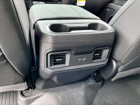 New 2026 Chevrolet Silverado 1500 LT Trail Boss w/ LT Trail Boss Premium Package AWD/4WD image 18