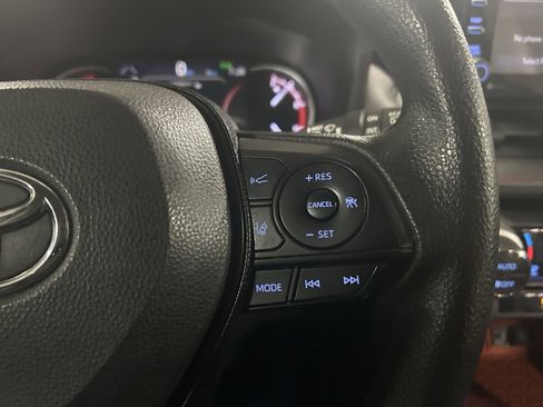 Used 2019 Toyota RAV4 Adventure image 13