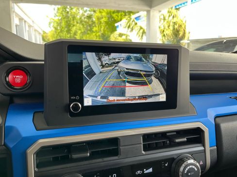 Used 2025 Toyota Tacoma TRD Off-Road image 24