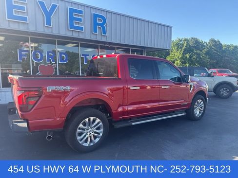 Used 2025 Ford F150 Lariat w/ Equipment Group 501A Mid AWD/4WD image 3