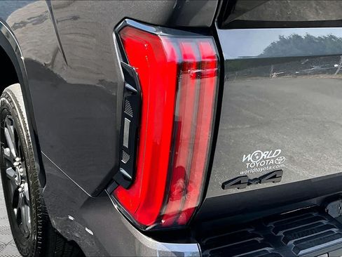 Used 2023 Toyota Tundra Platinum AWD/4WD image 29