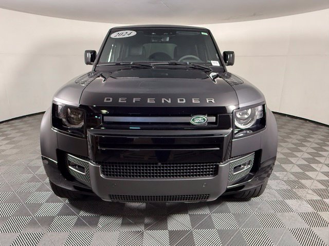 Used 2024 Land Rover Defender 110 Carpathian Edition AWD/4WD image 10