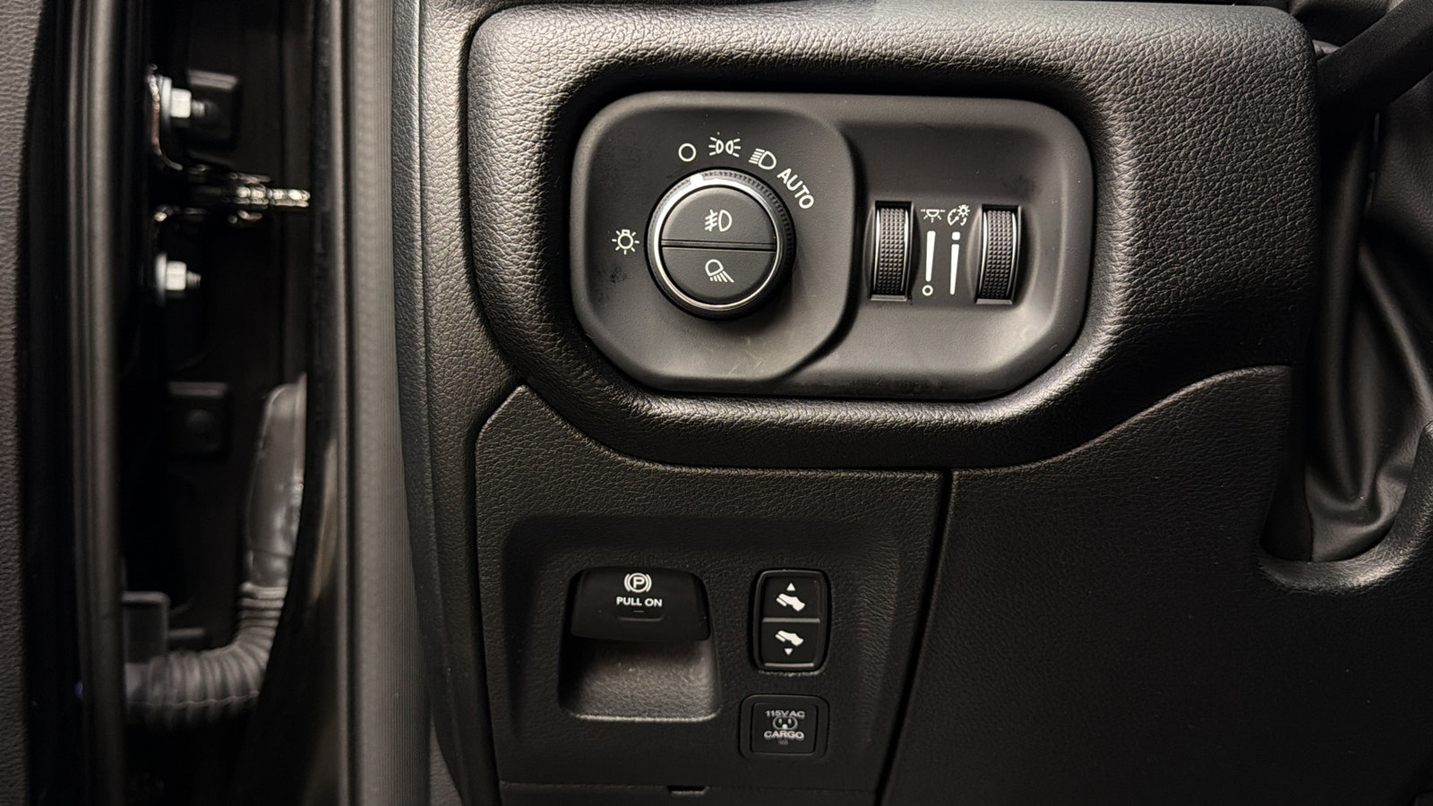 Used 2026 RAM 1500 Big Horn AWD/4WD image 32
