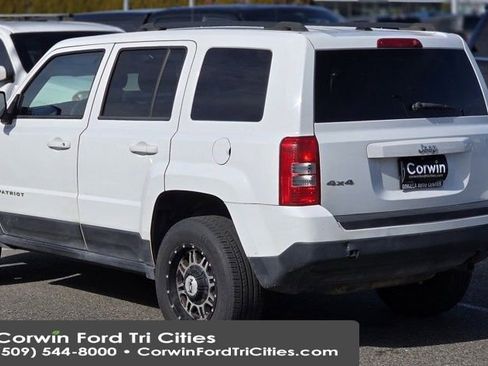 Used 2016 Jeep Patriot Sport w/ Power Value Group image 15