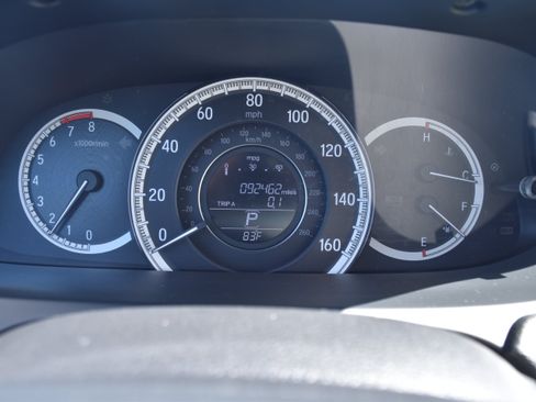 Certified 2017 Honda Accord EX image 17