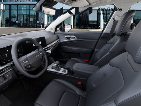 New 2026 Kia Sportage SX FWD image 17