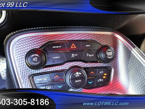 Used 2015 Dodge Challenger SRT Hellcat RWD image 25