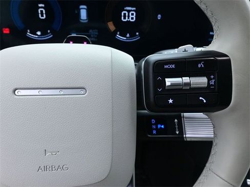 Used 2024 Hyundai Santa Fe SEL image 14