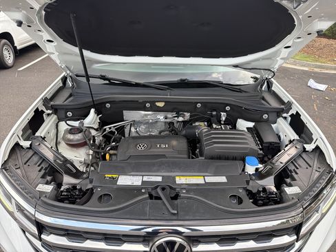 Used 2022 Volkswagen Atlas SE AWD/4WD image 36