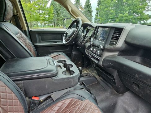 Used 2020 RAM 2500 Tradesman w/ Chrome Appearance Group AWD/4WD image 12