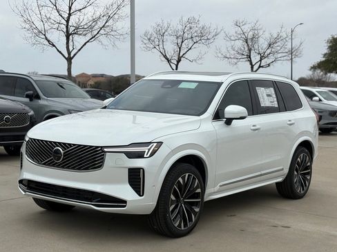 New 2026 Volvo XC90 B6 Plus image 3