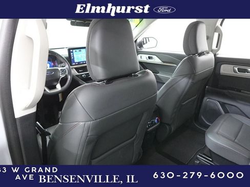 Used 2025 Ford Explorer Active w/ Active Comfort Package image 25