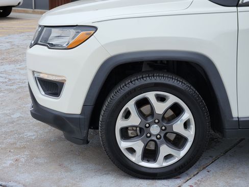 Used 2019 Jeep Compass Limited AWD/4WD image 8